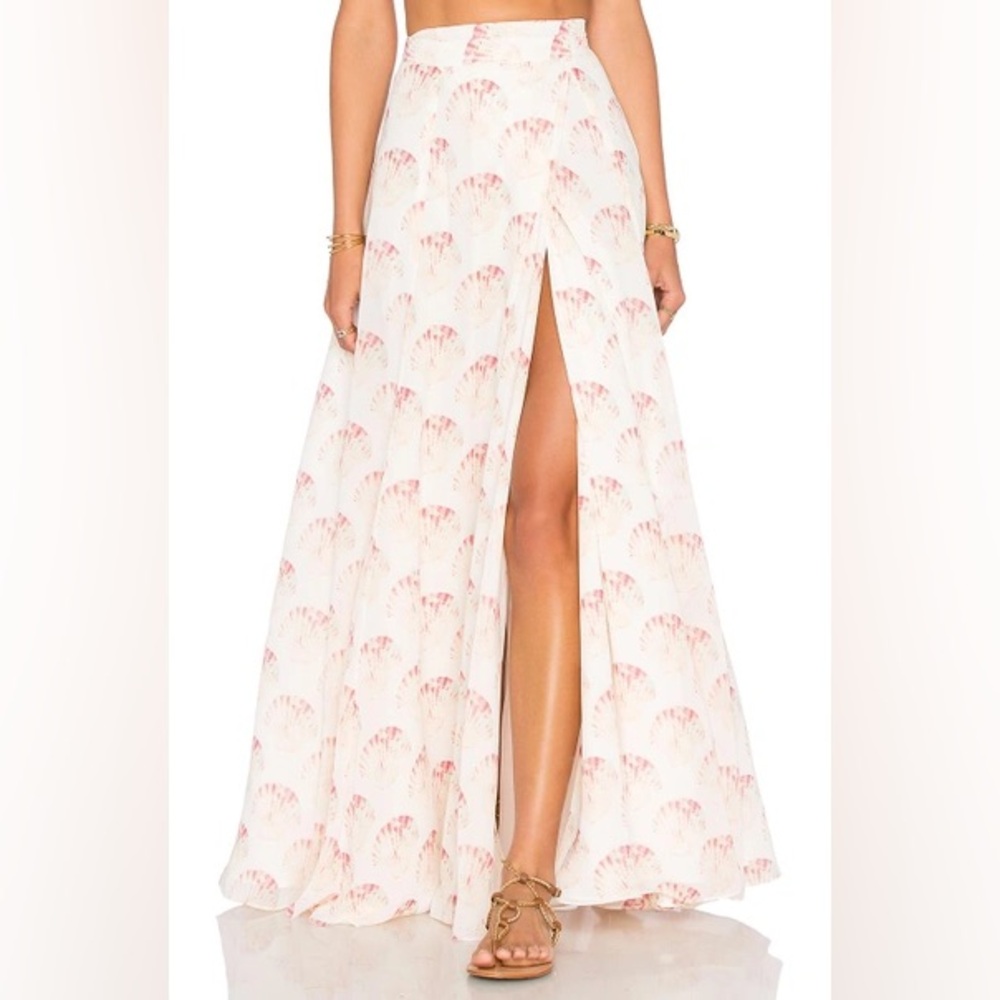 Lovers + Friends X REVOLVE X ALEXIS REN HYDRA SKIRT IN SHELL PRINT xs